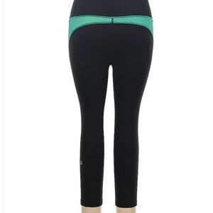 Victoria's Secret VSX Sport Black Green Knockout Workout Gym Legging Logo M